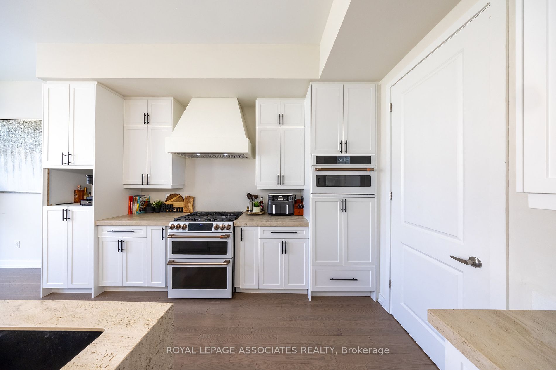 400 Finch Ave, #38