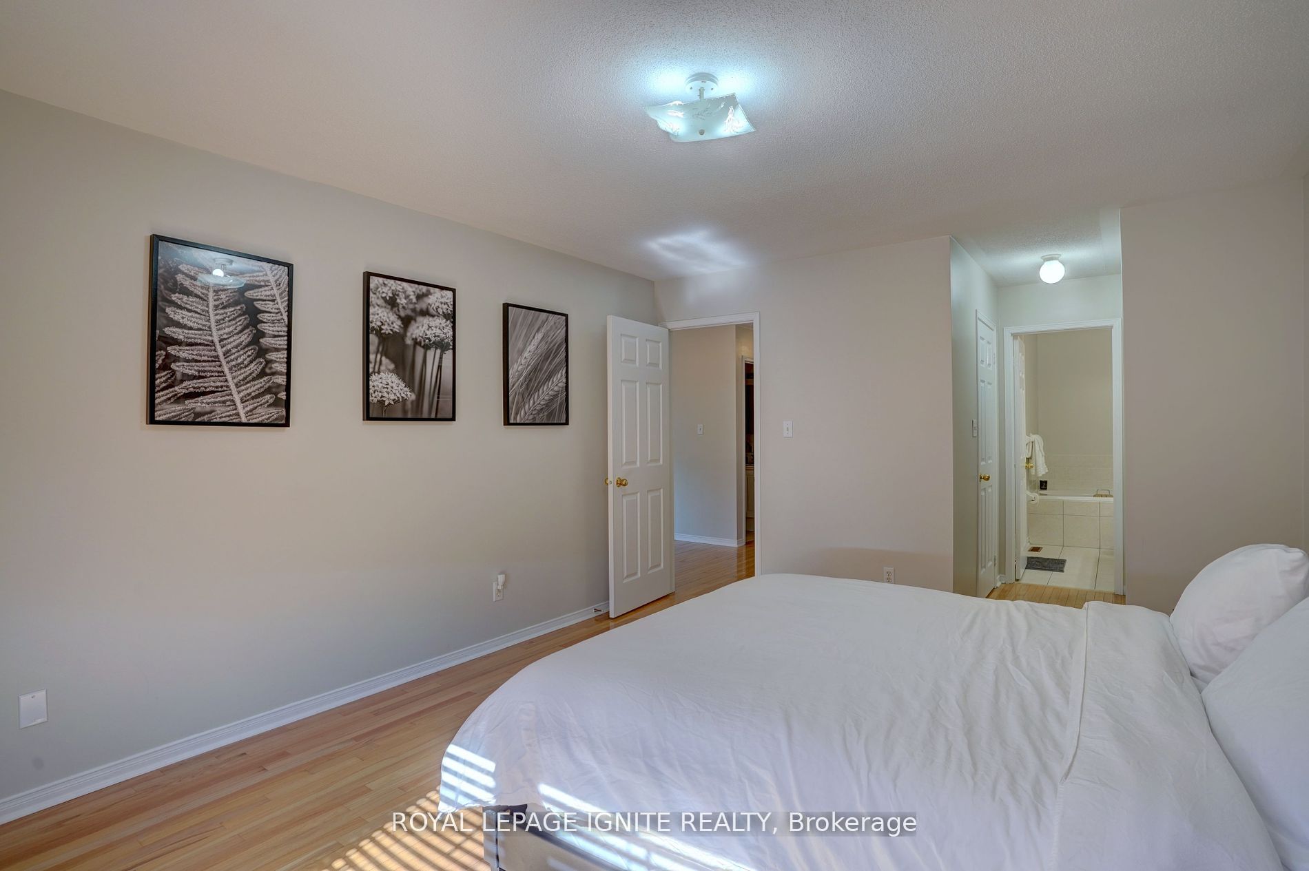 60 Haverhill Cres