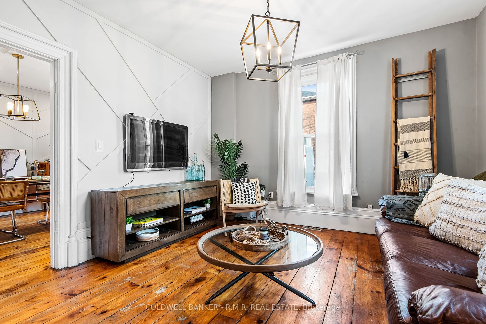 62 Scugog St