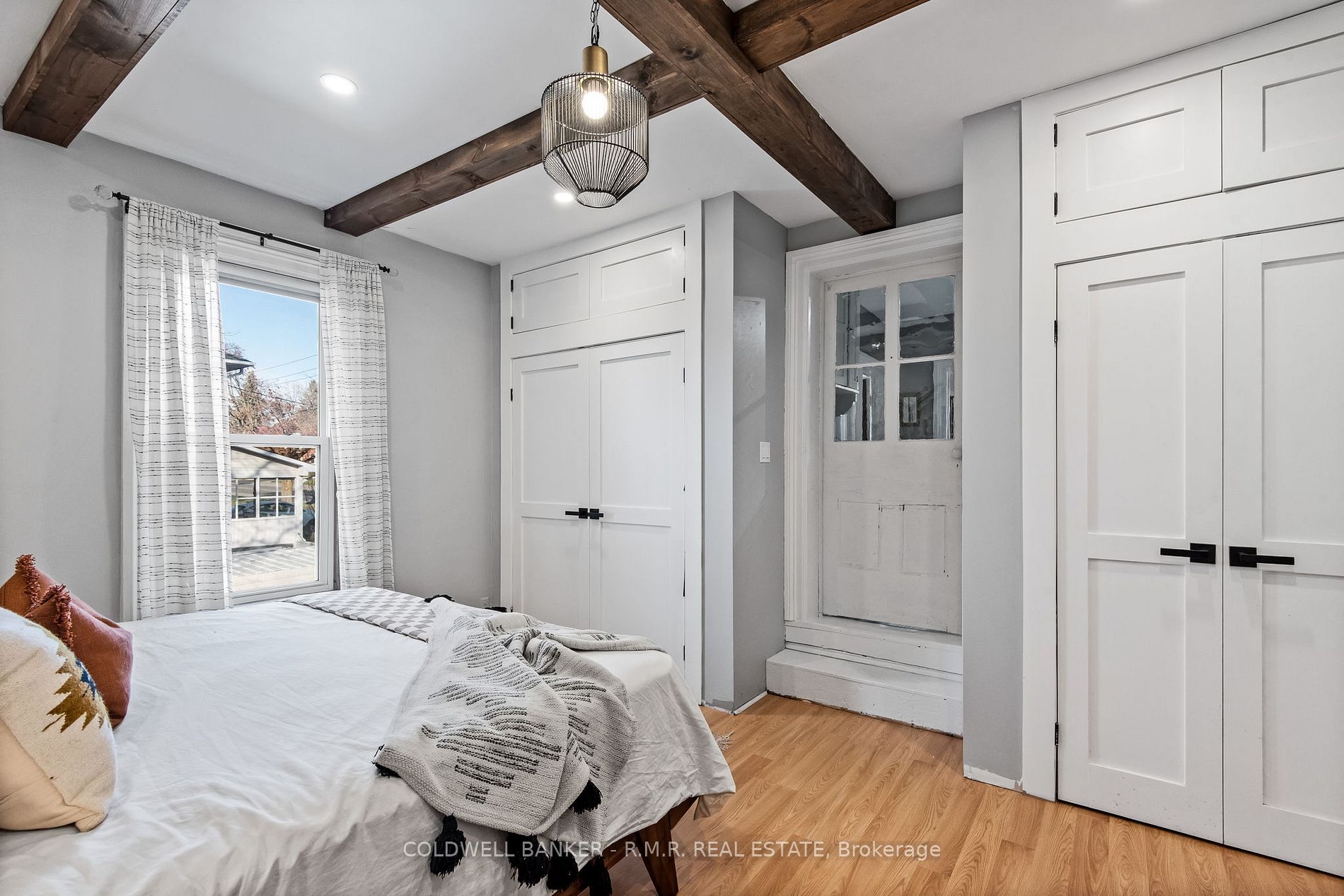 62 Scugog St