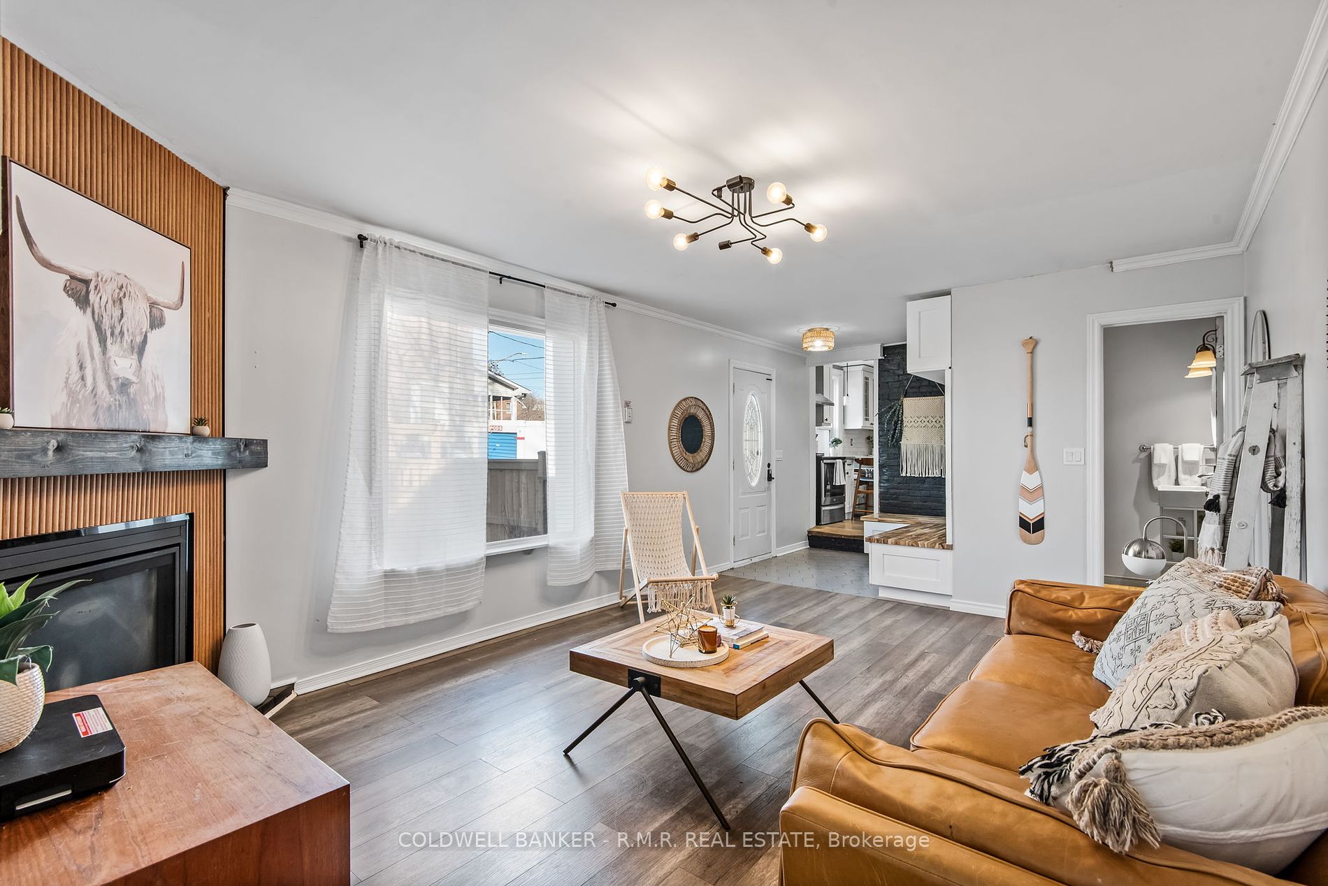 62 Scugog St