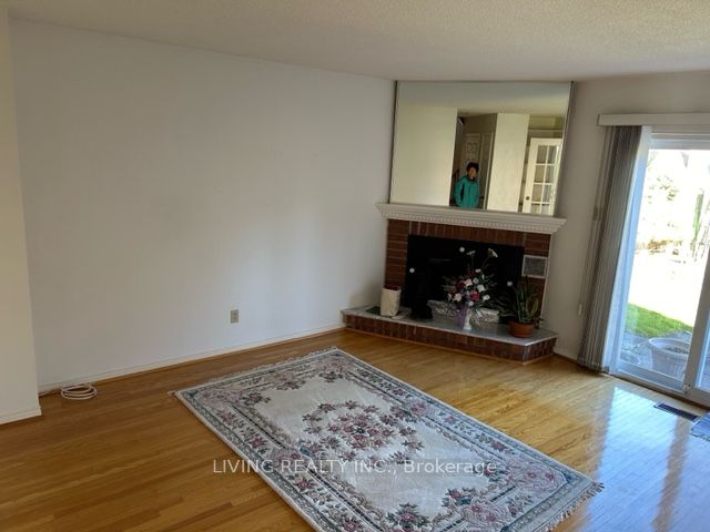 15 Chapel Park Sq