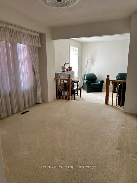 15 Chapel Park Sq
