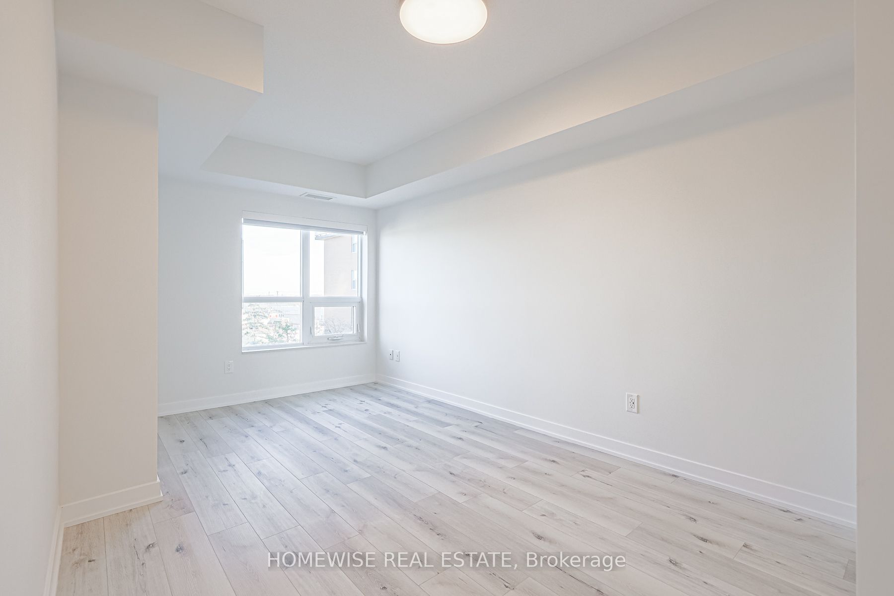 1475 Whites Rd, #401