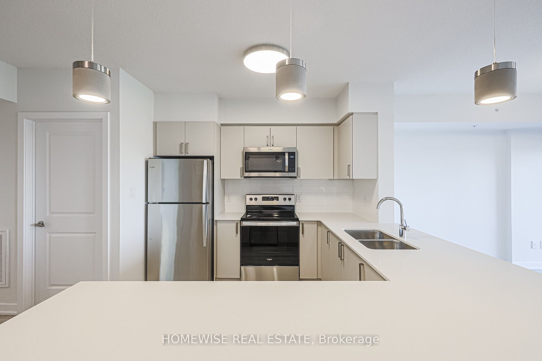1475 Whites Rd, #401