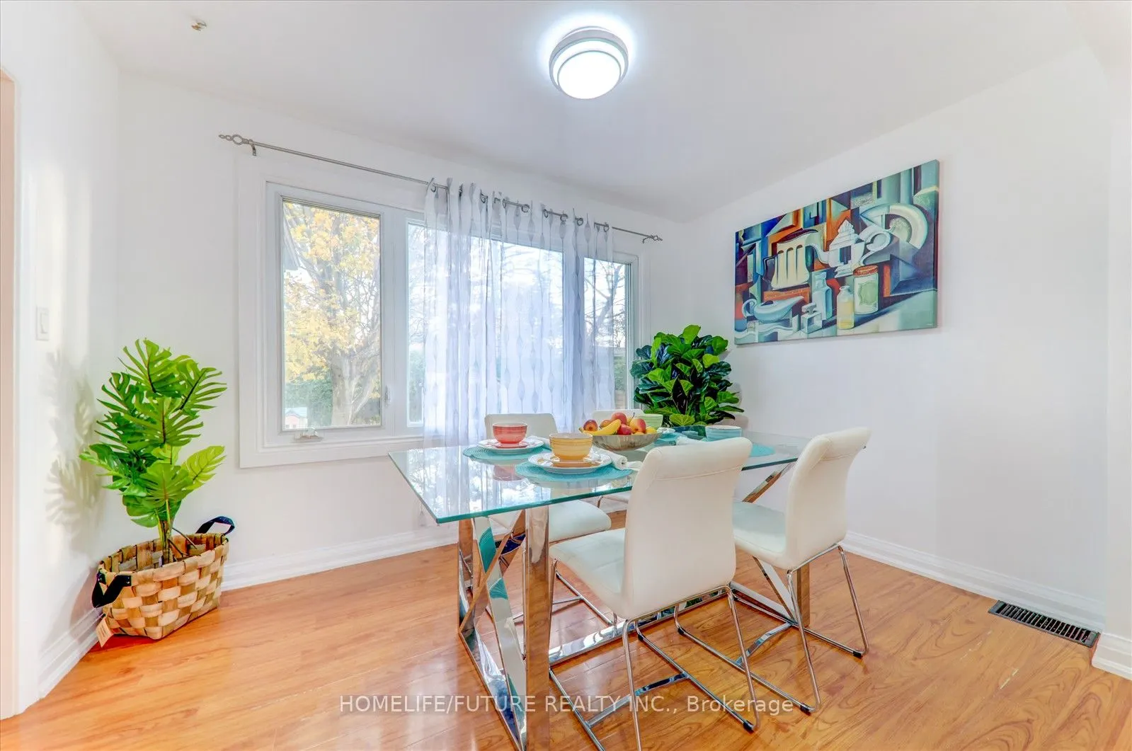 437 Fairleigh Ave