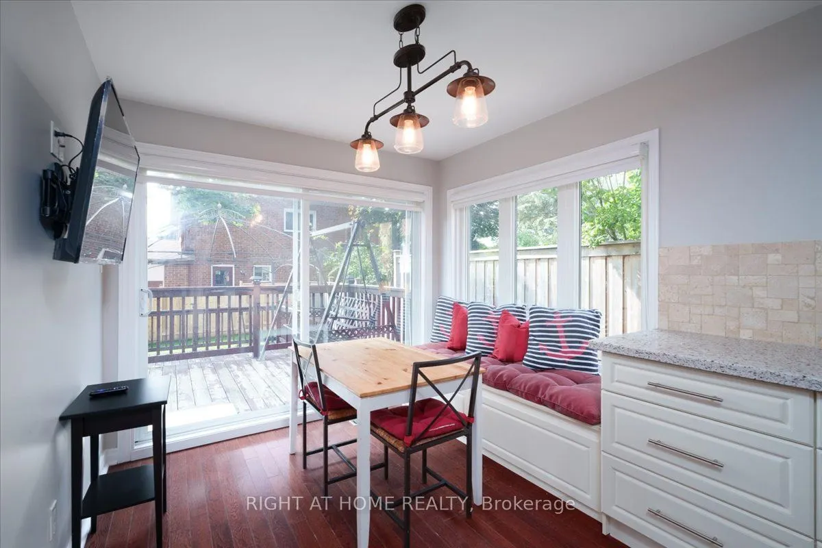 533 Braeburn Cres