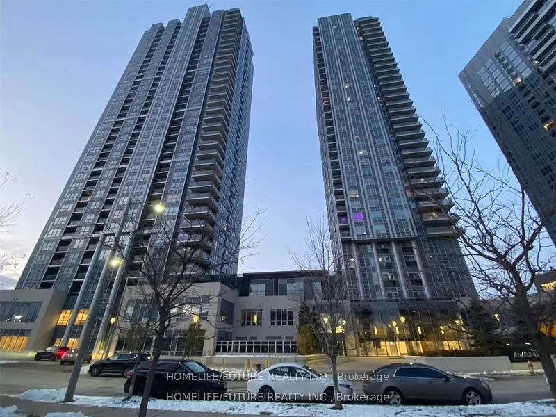 275 Village Green Sq, #3121