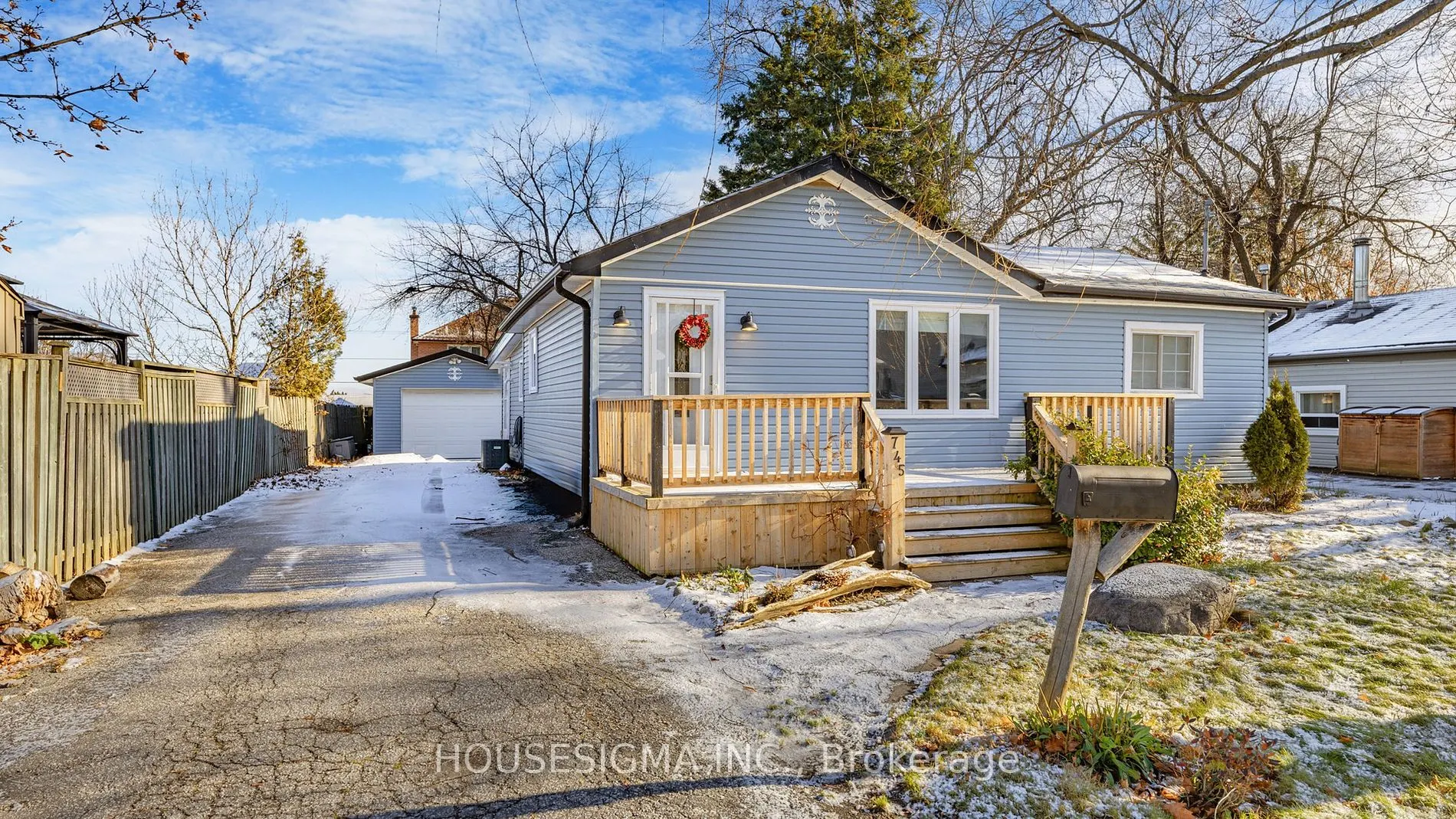 745 Marksbury Rd