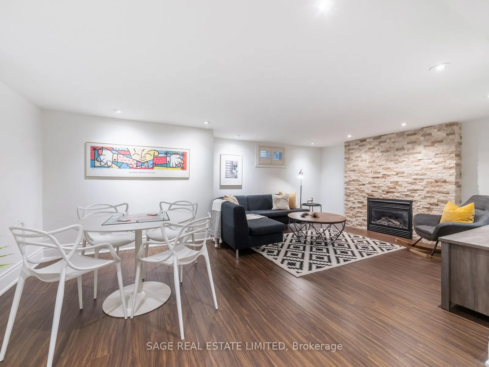 43 Lankin Blvd