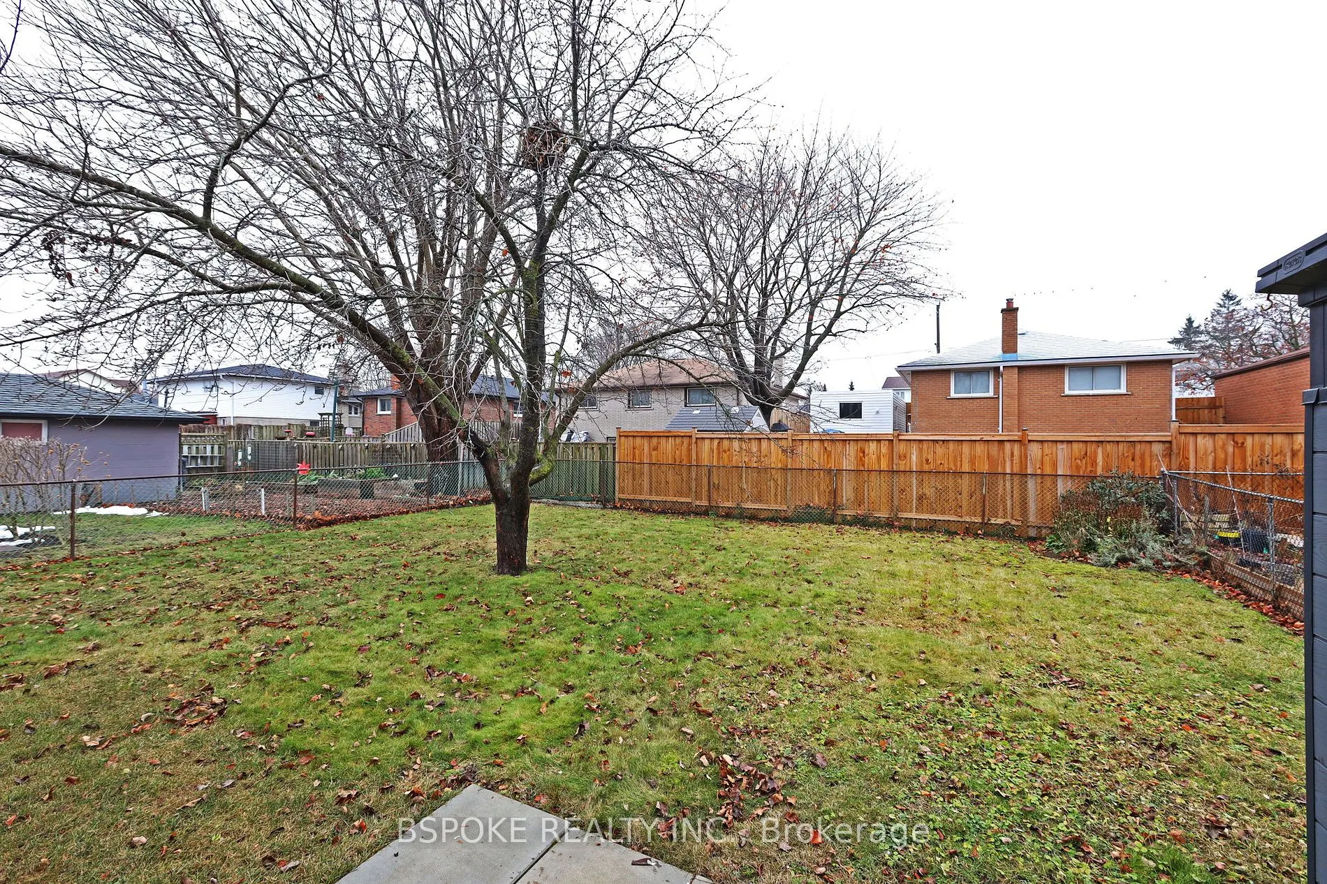 74 Valdez Crt, #Lower