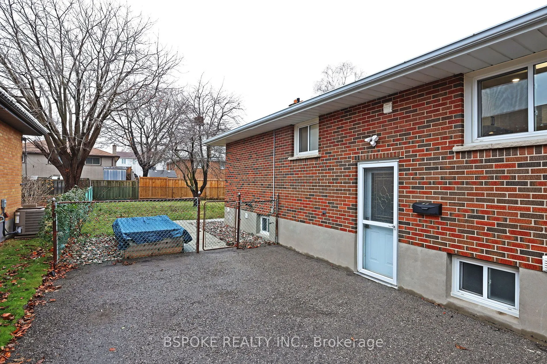 74 Valdez Crt, #Lower
