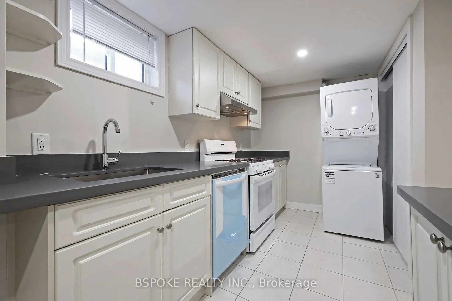 74 Valdez Crt, #Lower