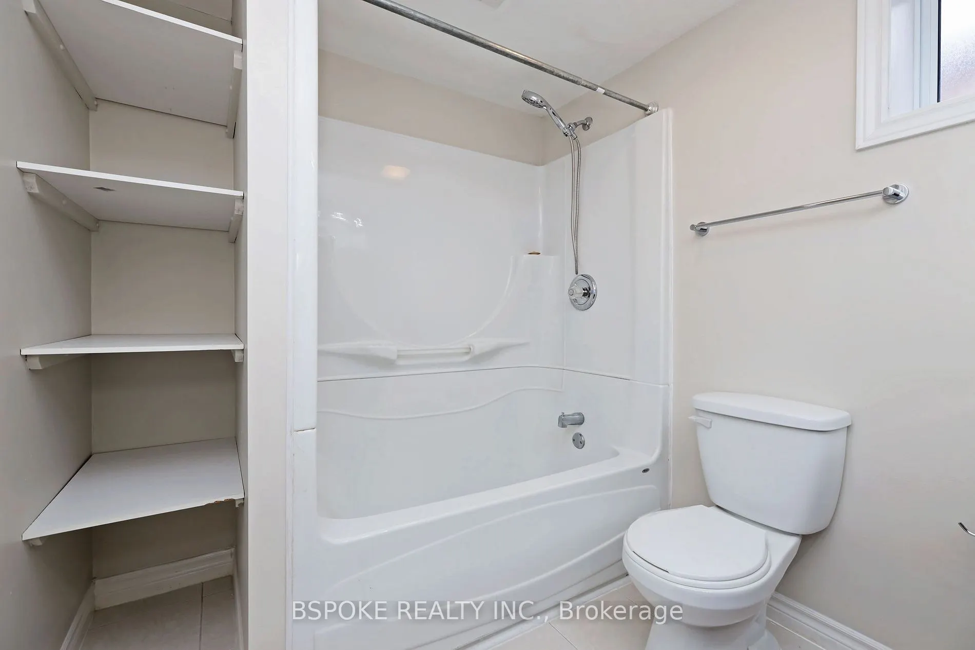 74 Valdez Crt, #Lower