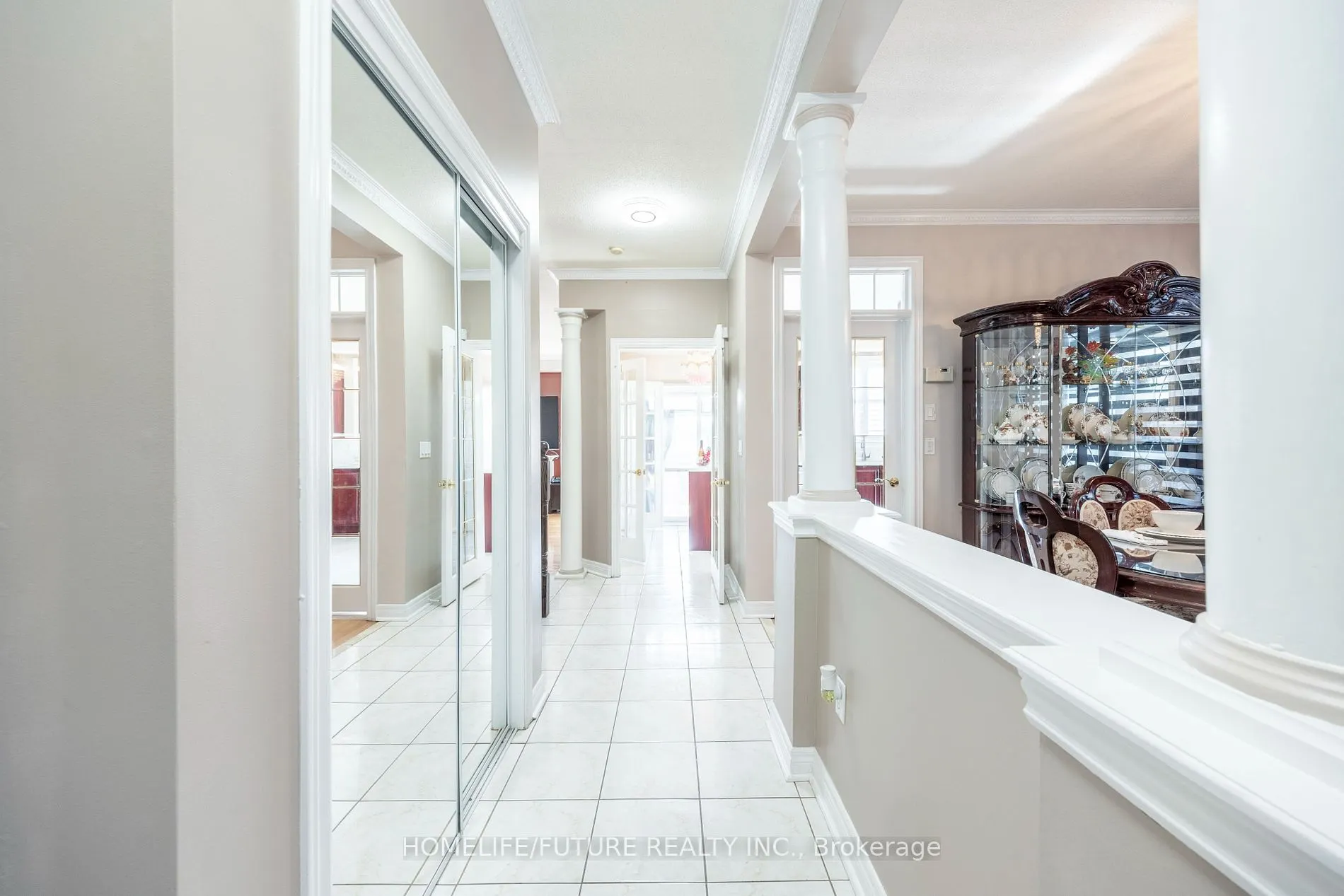 636 Staines Rd