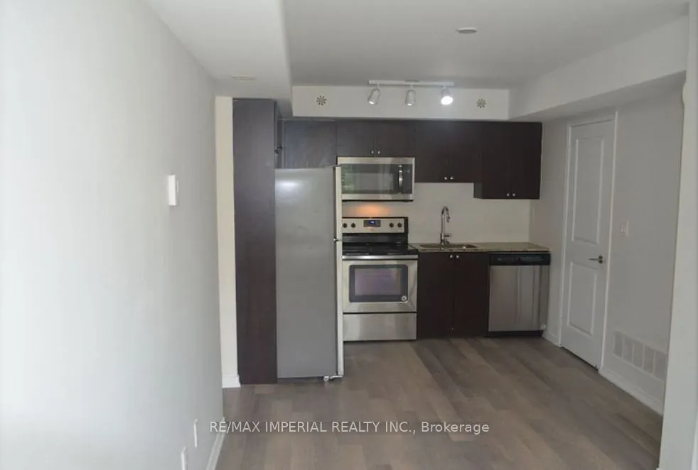 1070 Progress Ave, #202