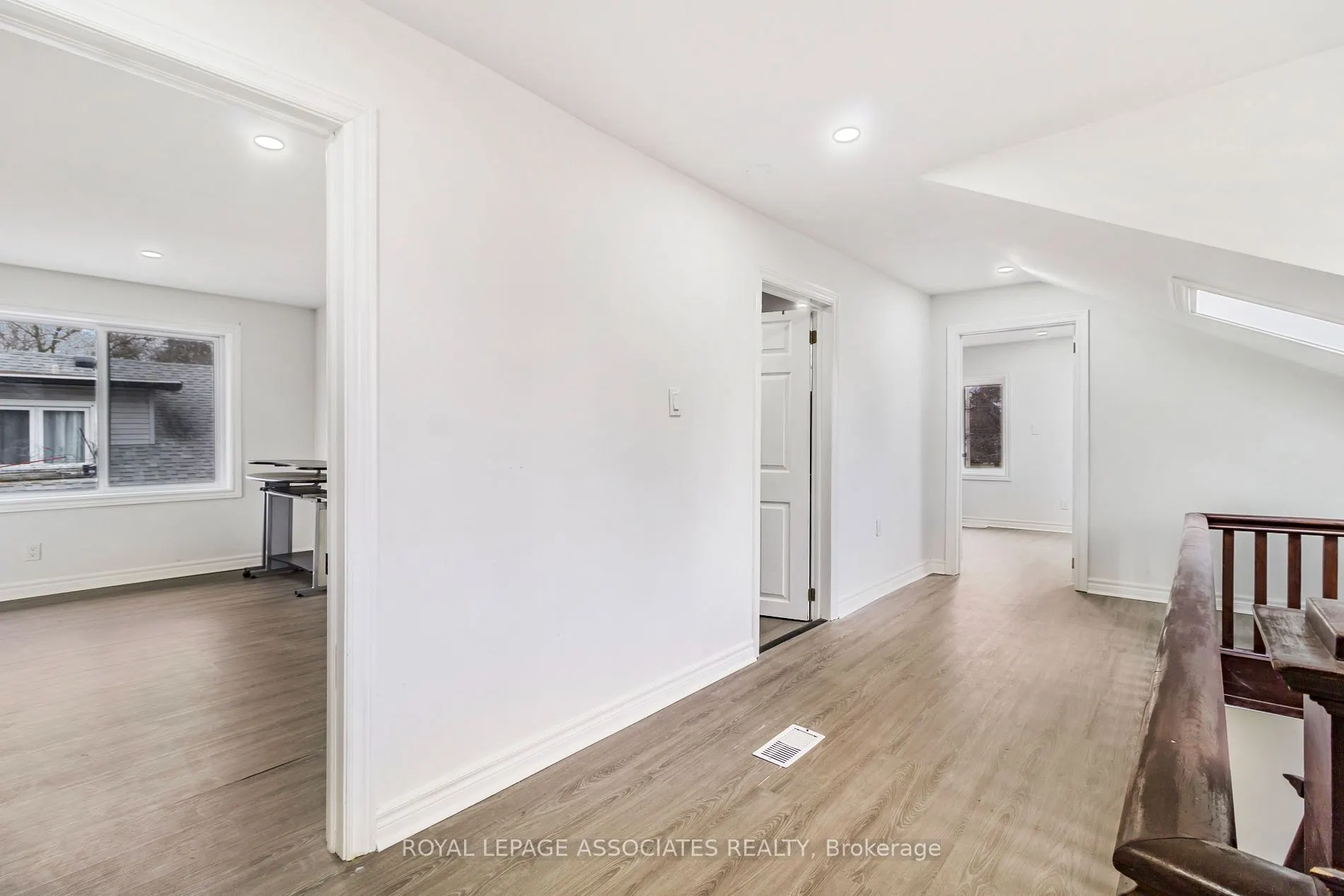 515 Kingston Rd W