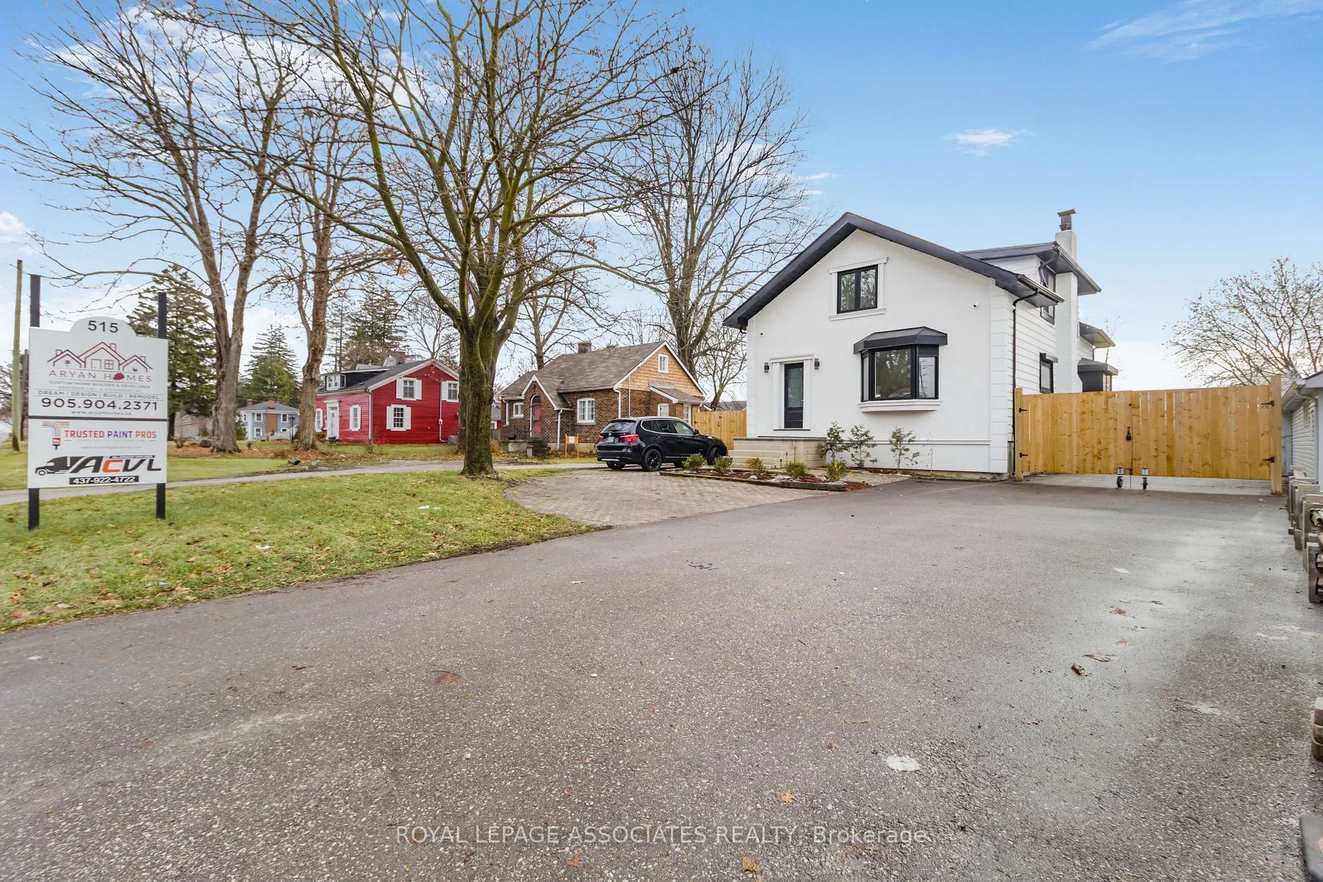515 Kingston Rd W