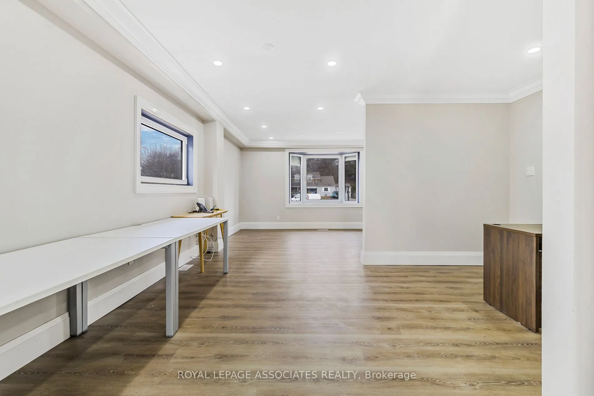 515 Kingston Rd W