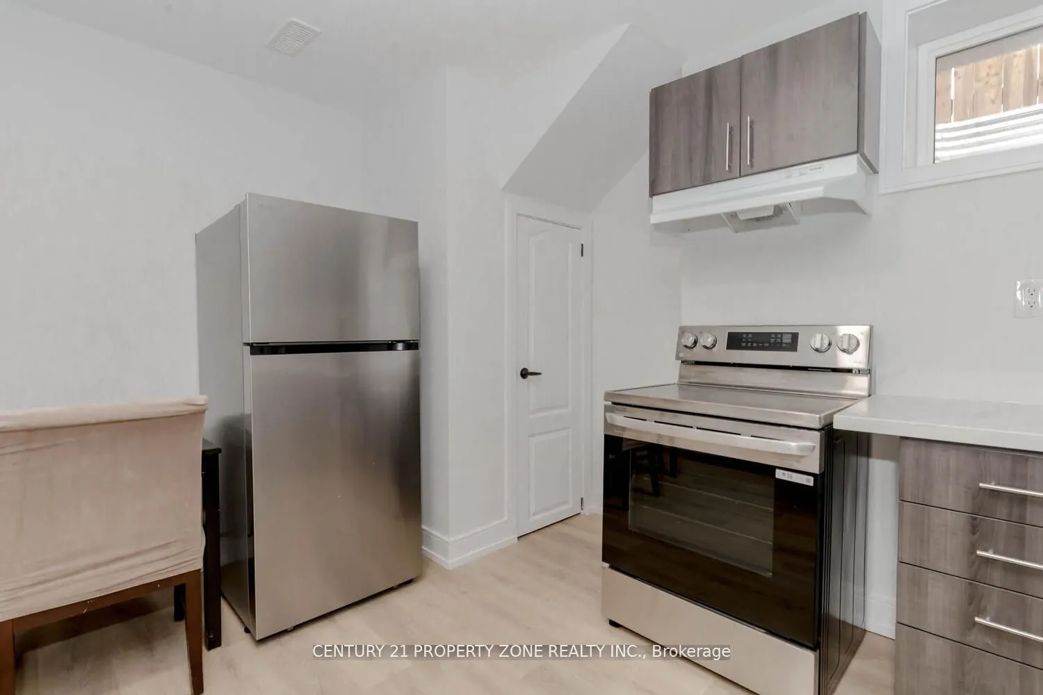 312 Anderson Ave
