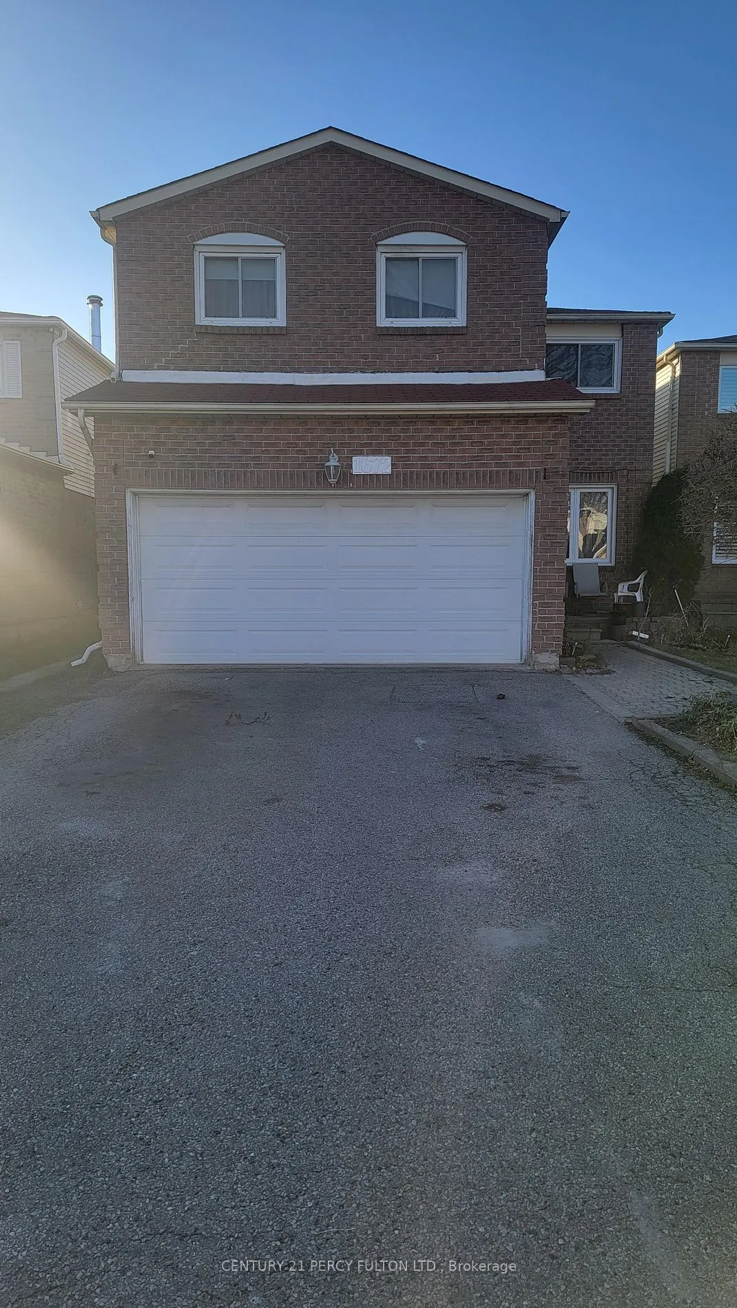 1672 Beaton Way