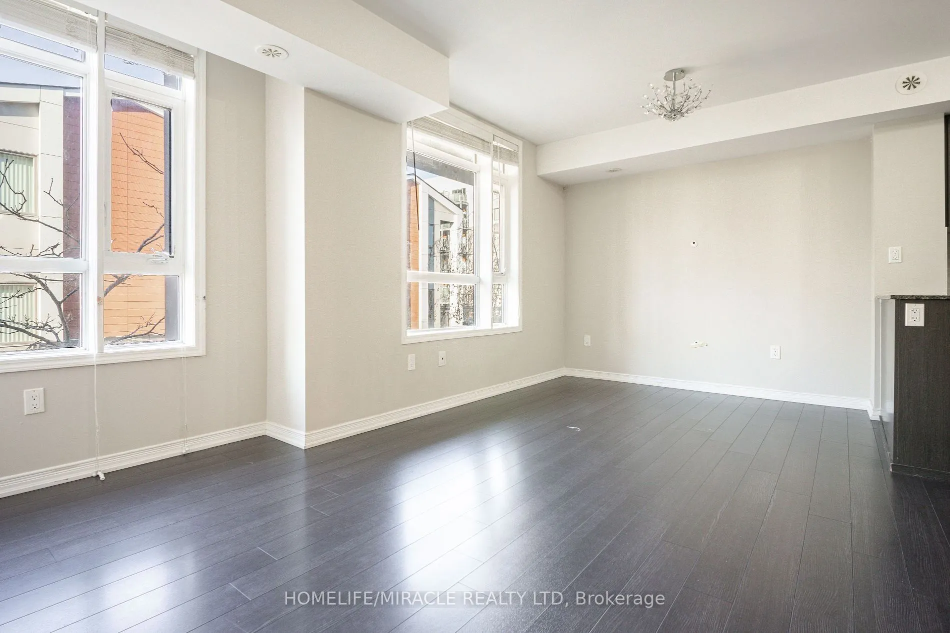 80 Orchid Place Dr, #307
