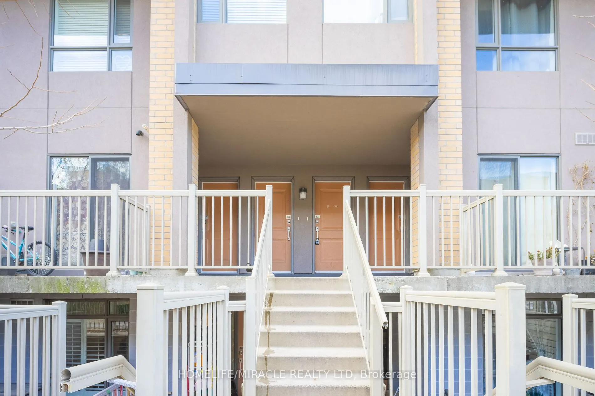 80 Orchid Place Dr, #307