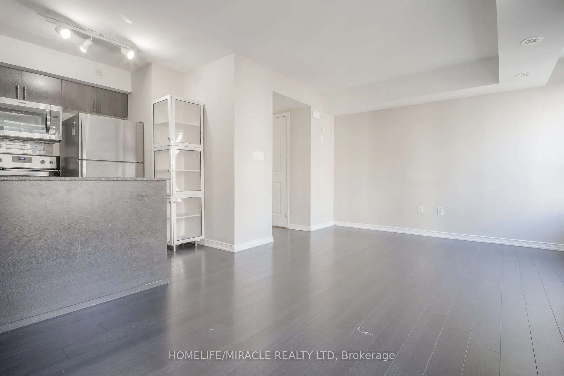 80 Orchid Place Dr, #307
