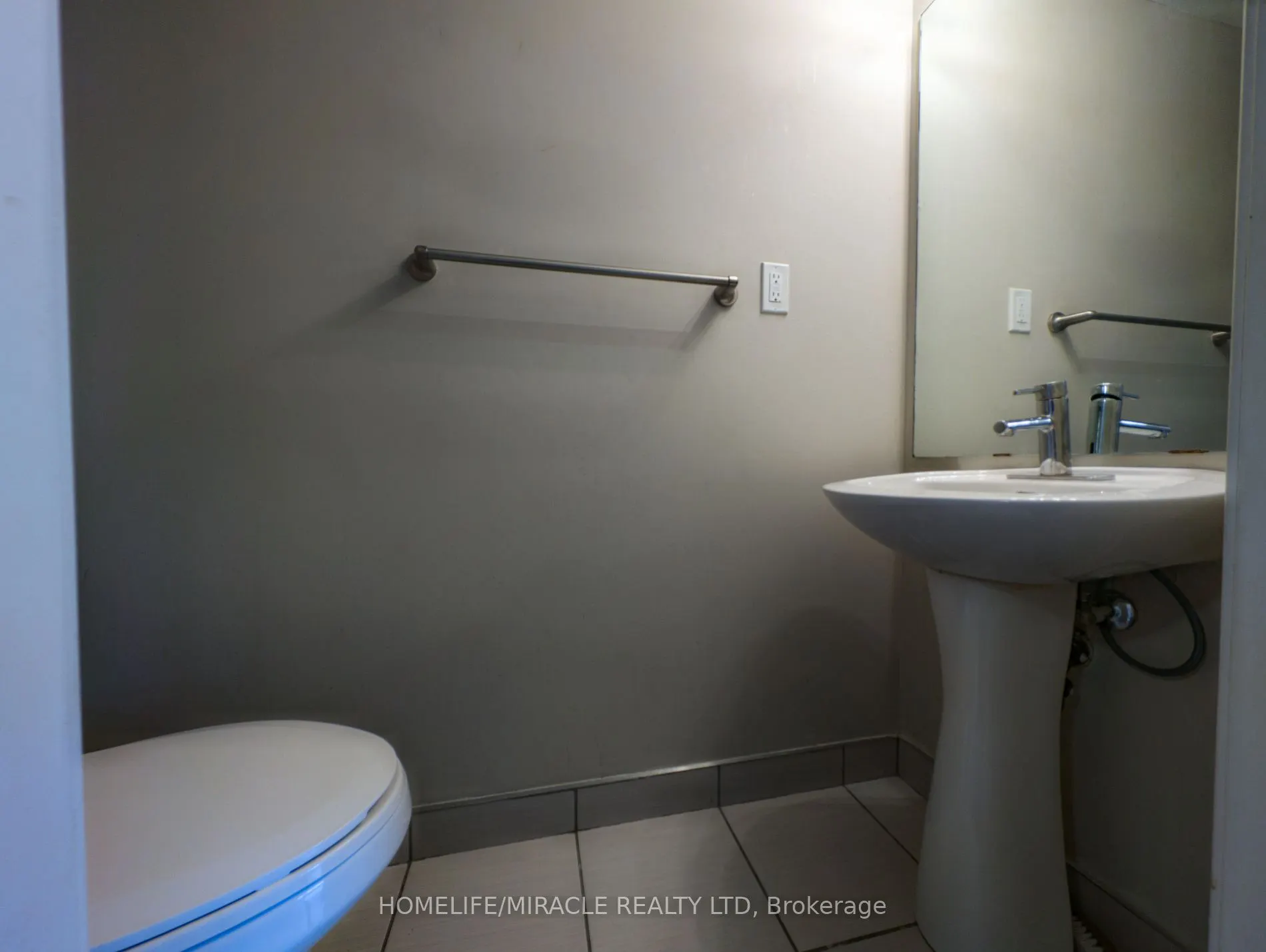 80 Orchid Place Dr, #307