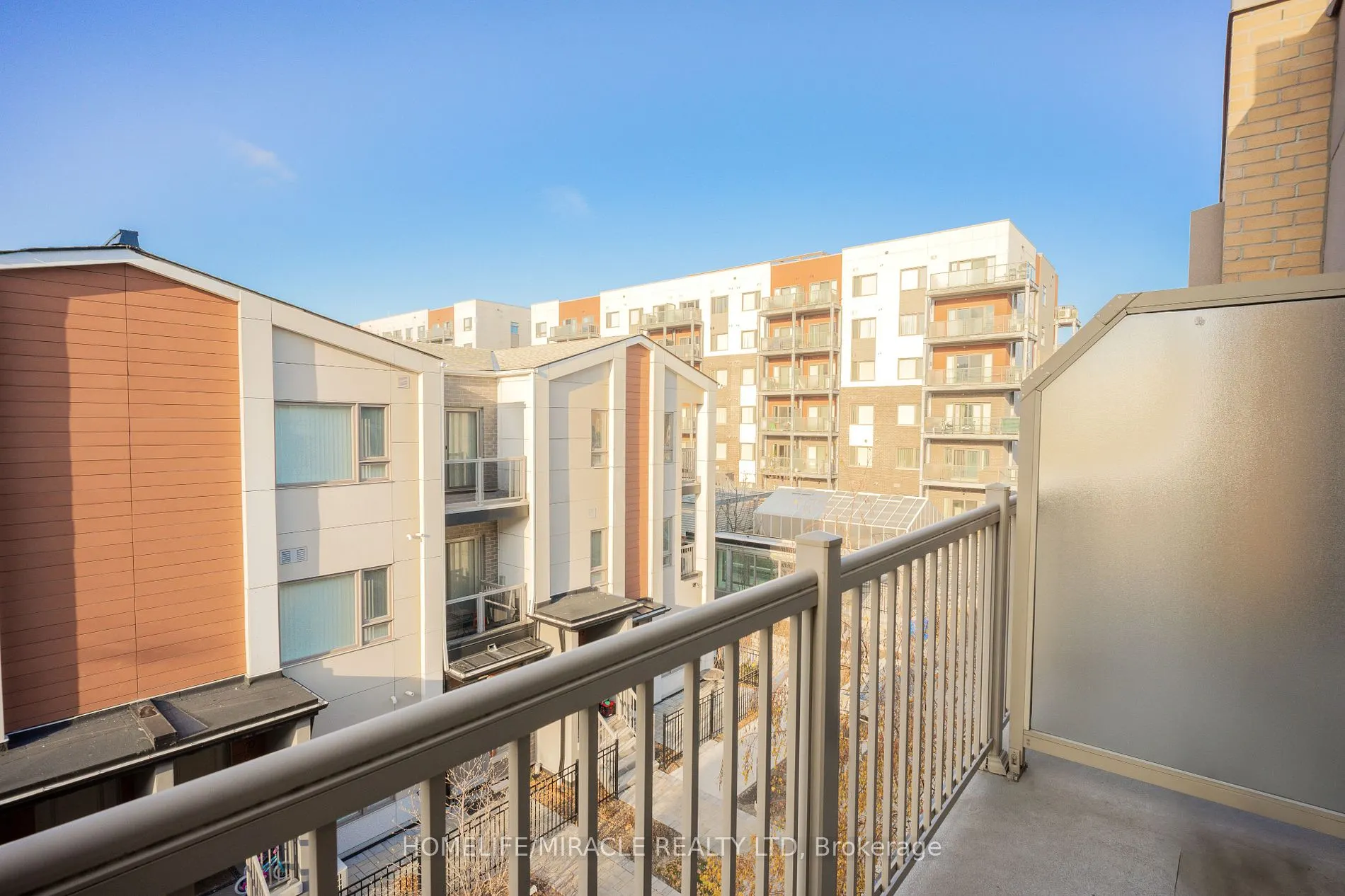 80 Orchid Place Dr, #307