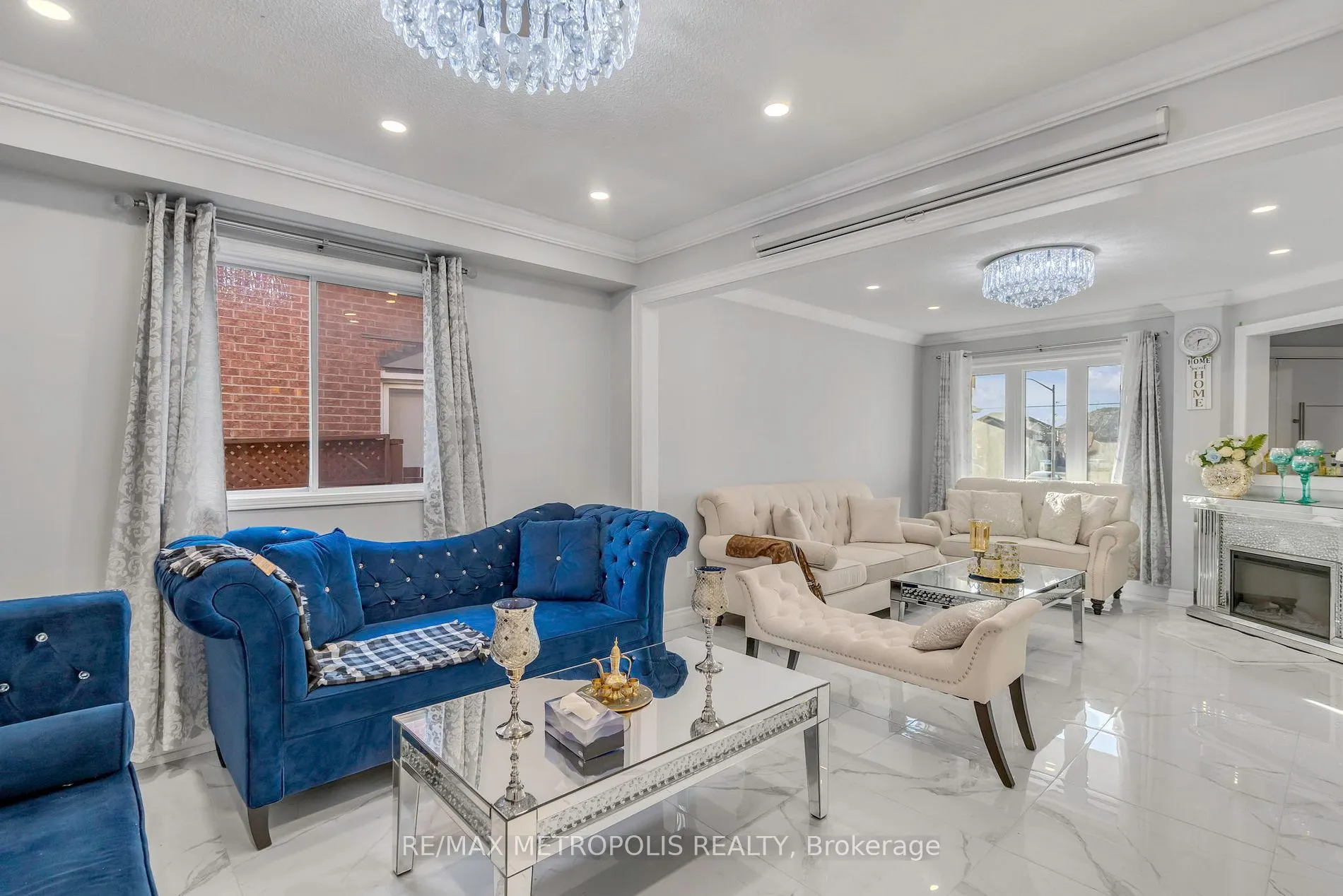 345 Old Harwood Ave
