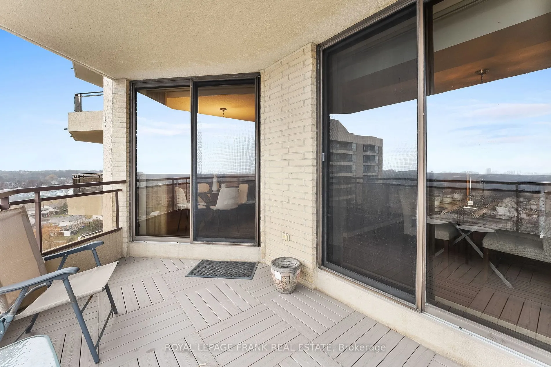 900 Wilson Rd N, #1204