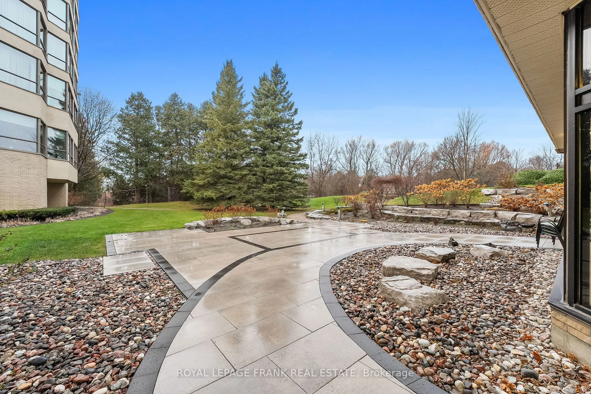 900 Wilson Rd N, #1204