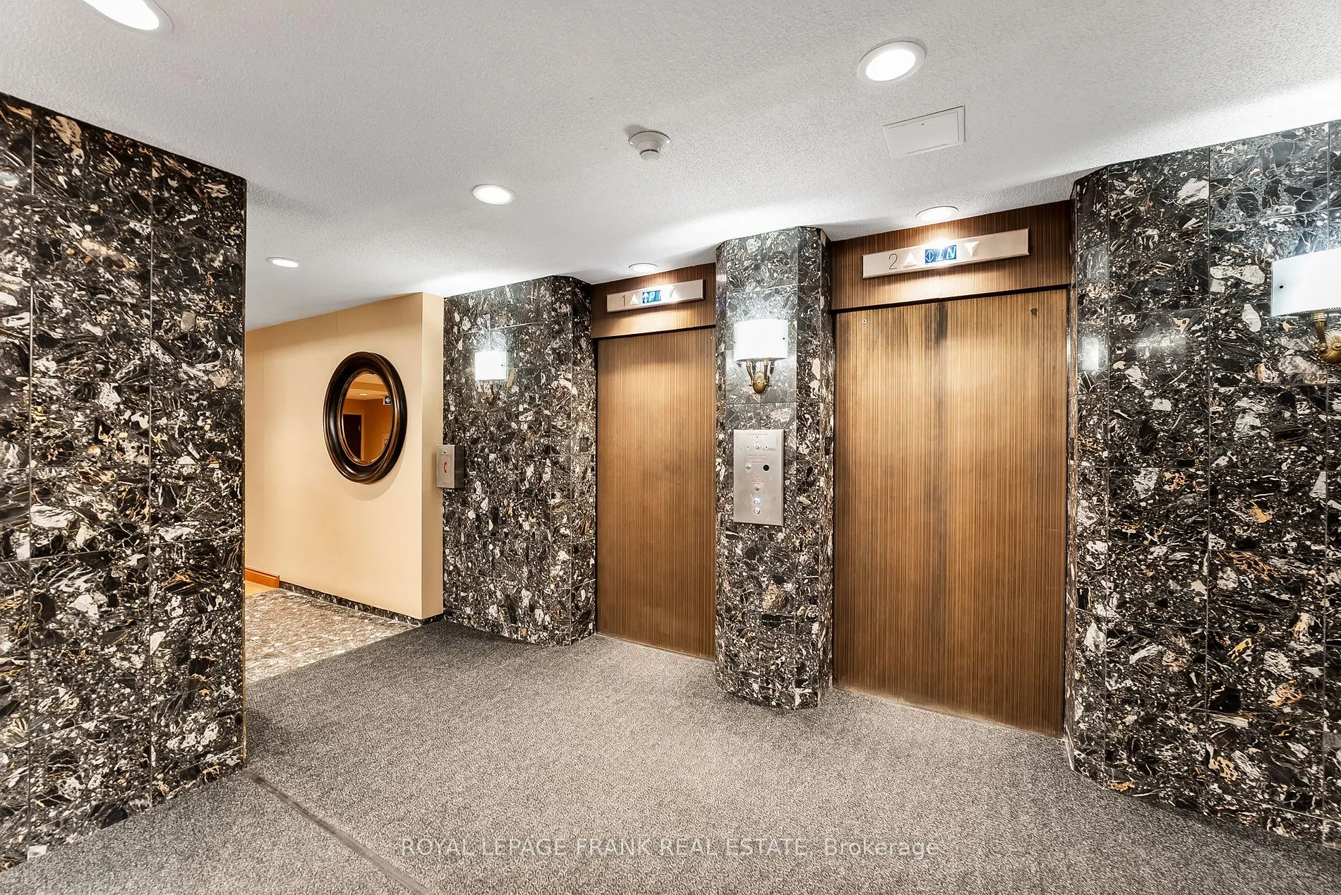 900 Wilson Rd N, #1204