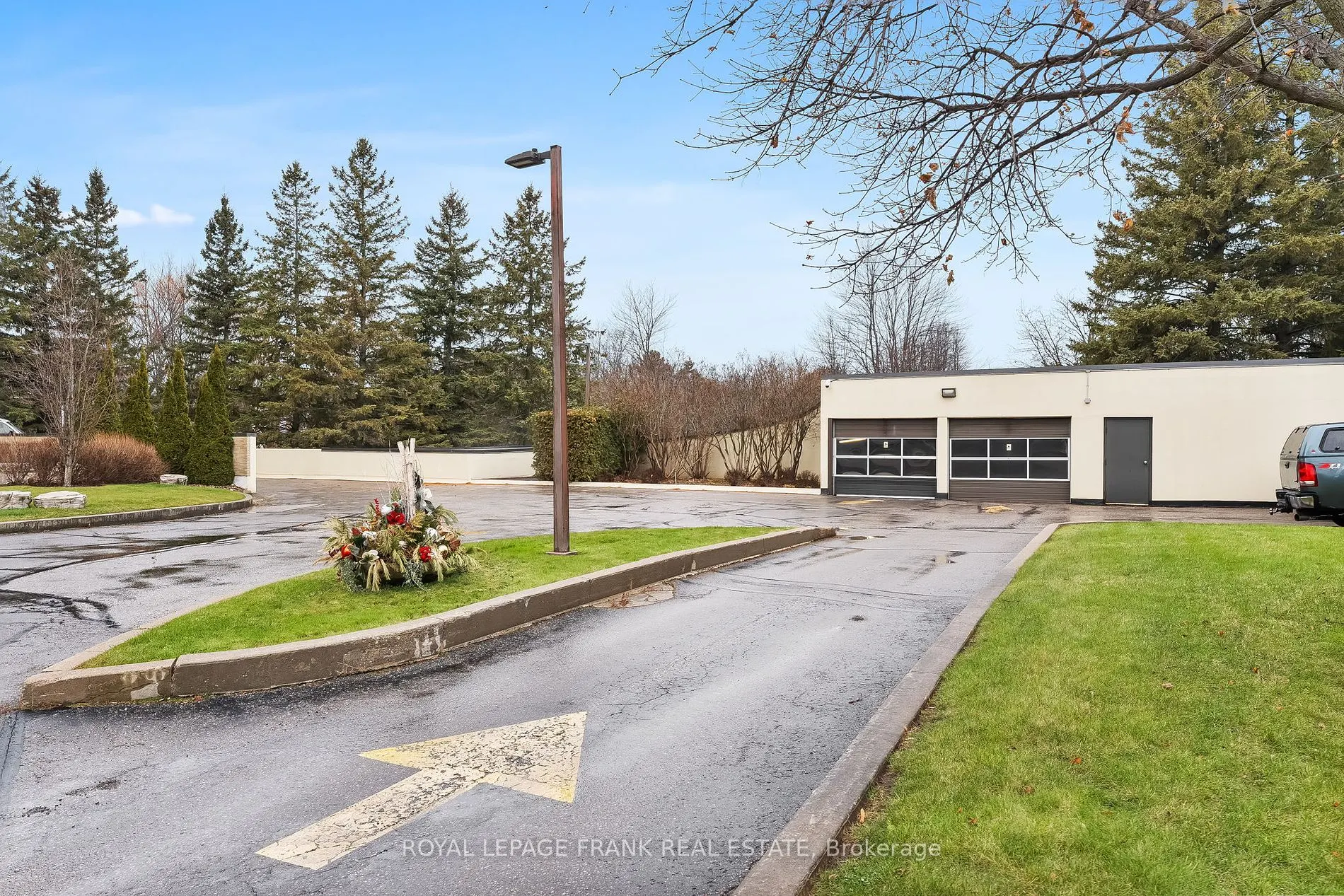 900 Wilson Rd N, #1204