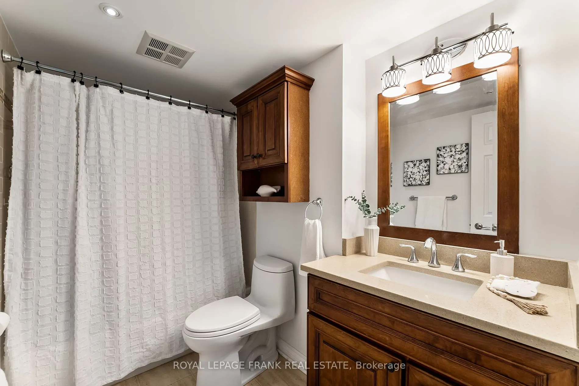 900 Wilson Rd N, #1204
