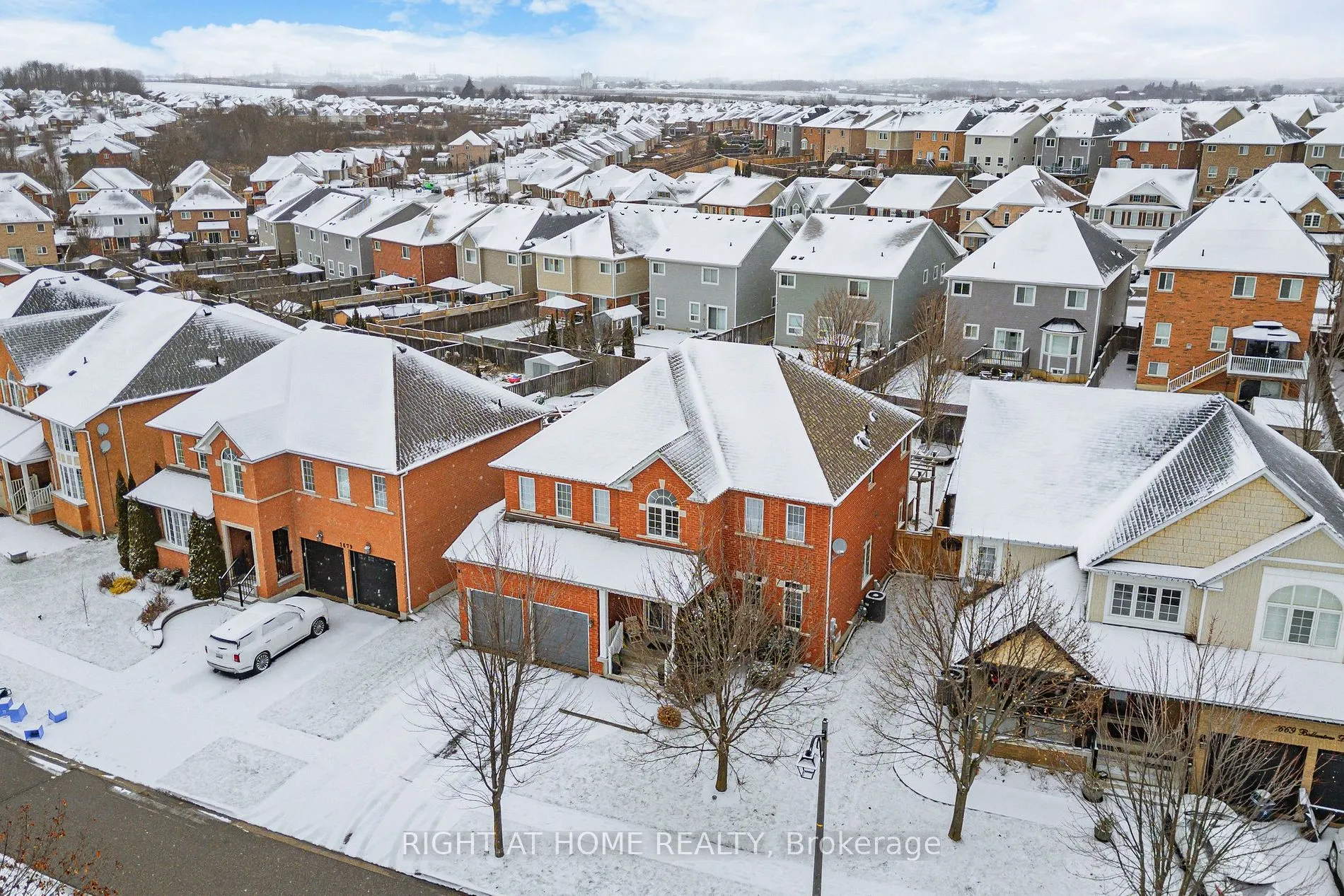 1673 Ballantrae Dr