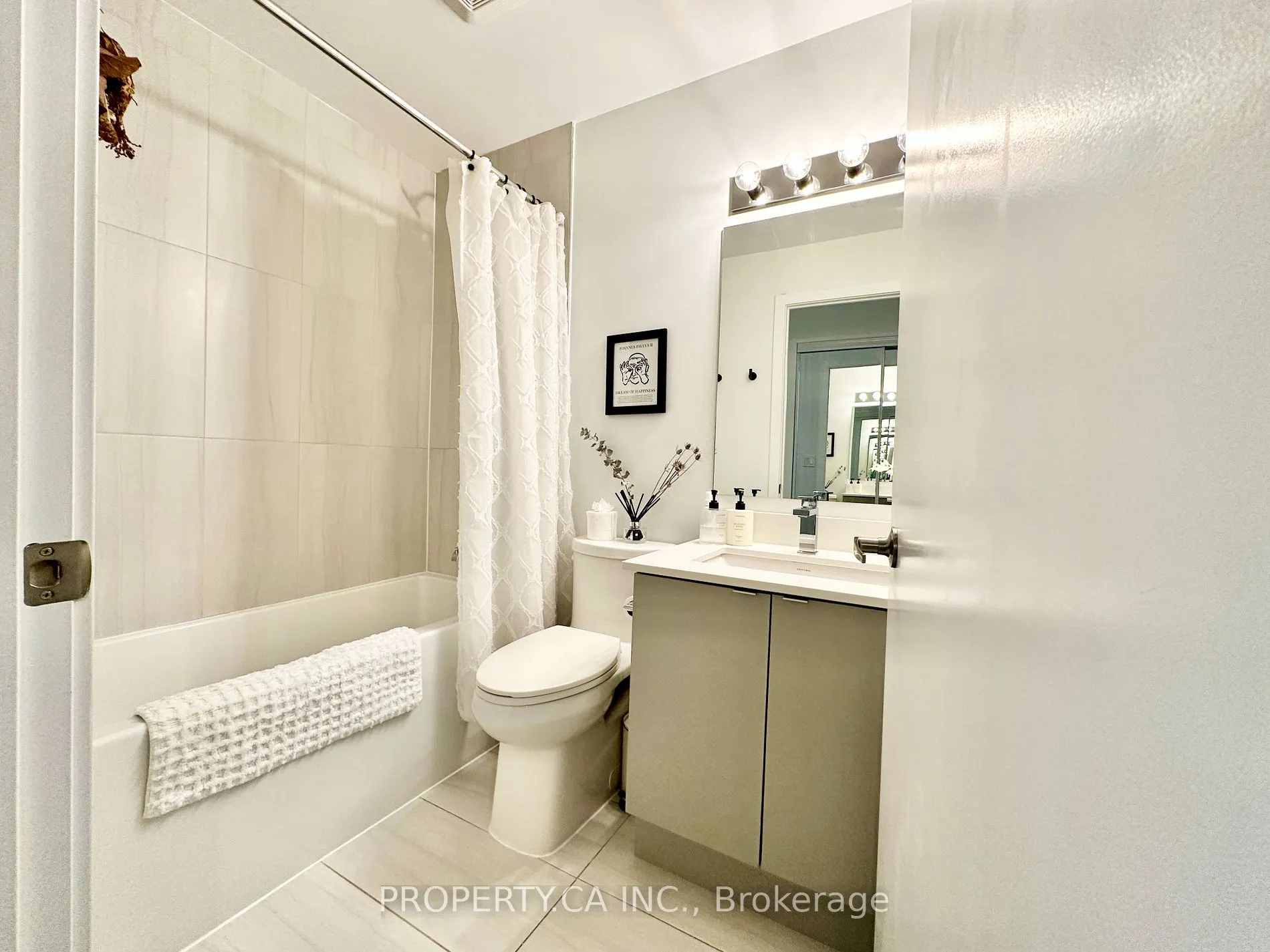 630 Greenwood Ave, #309