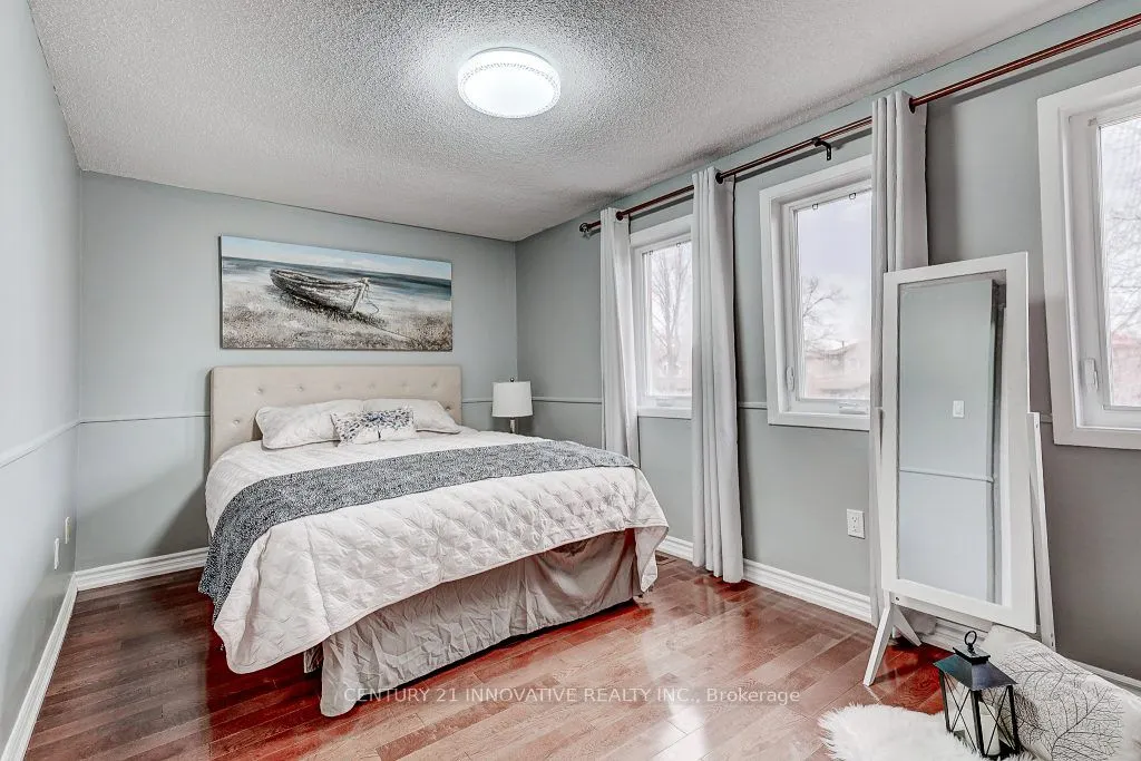 118 Radford Dr
