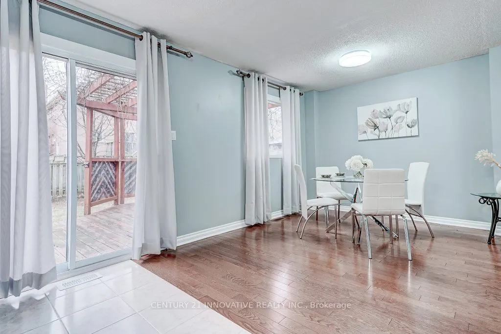 118 Radford Dr