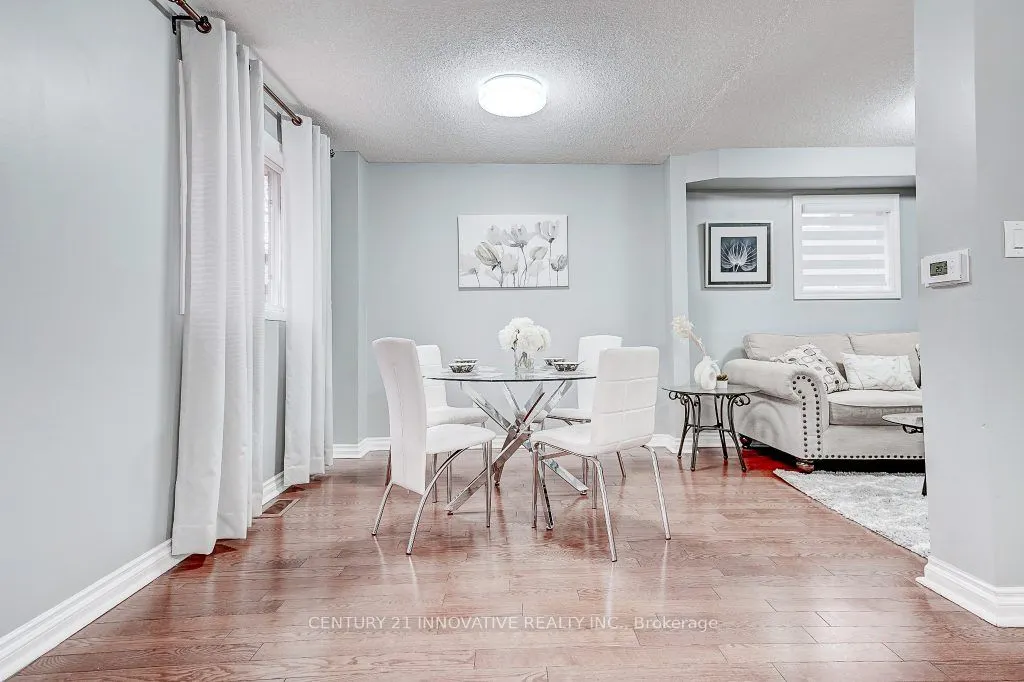 118 Radford Dr