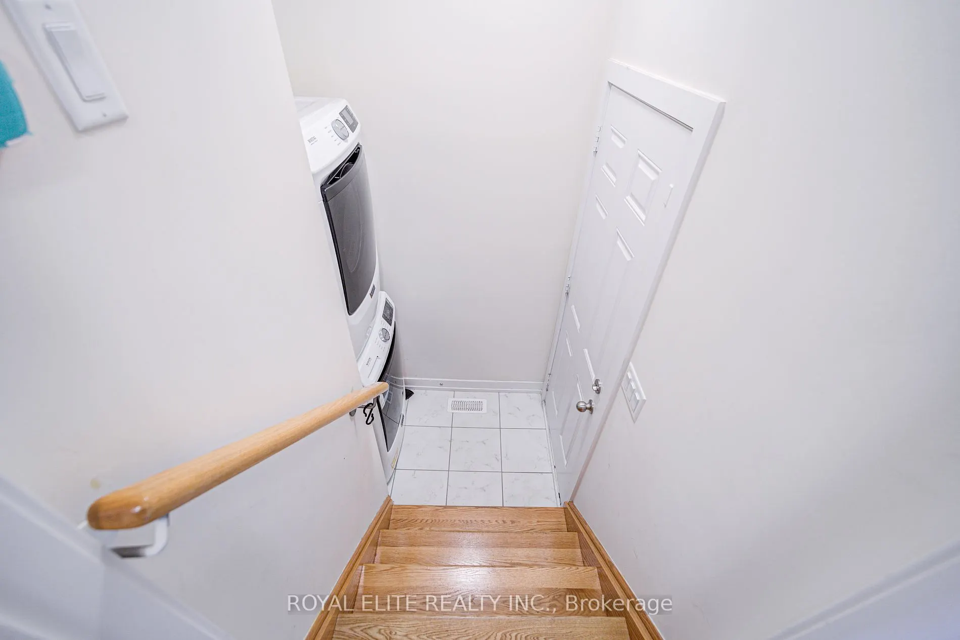 2656 Castlegate Crossing