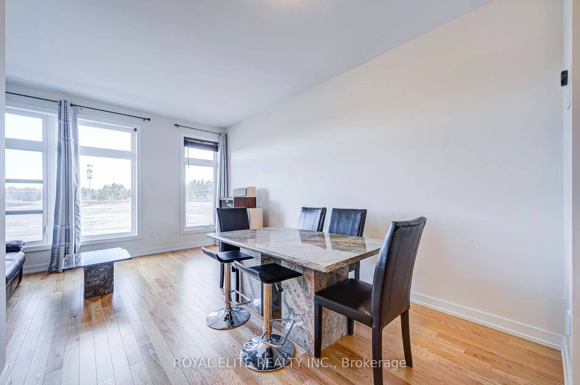 2656 Castlegate Crossing