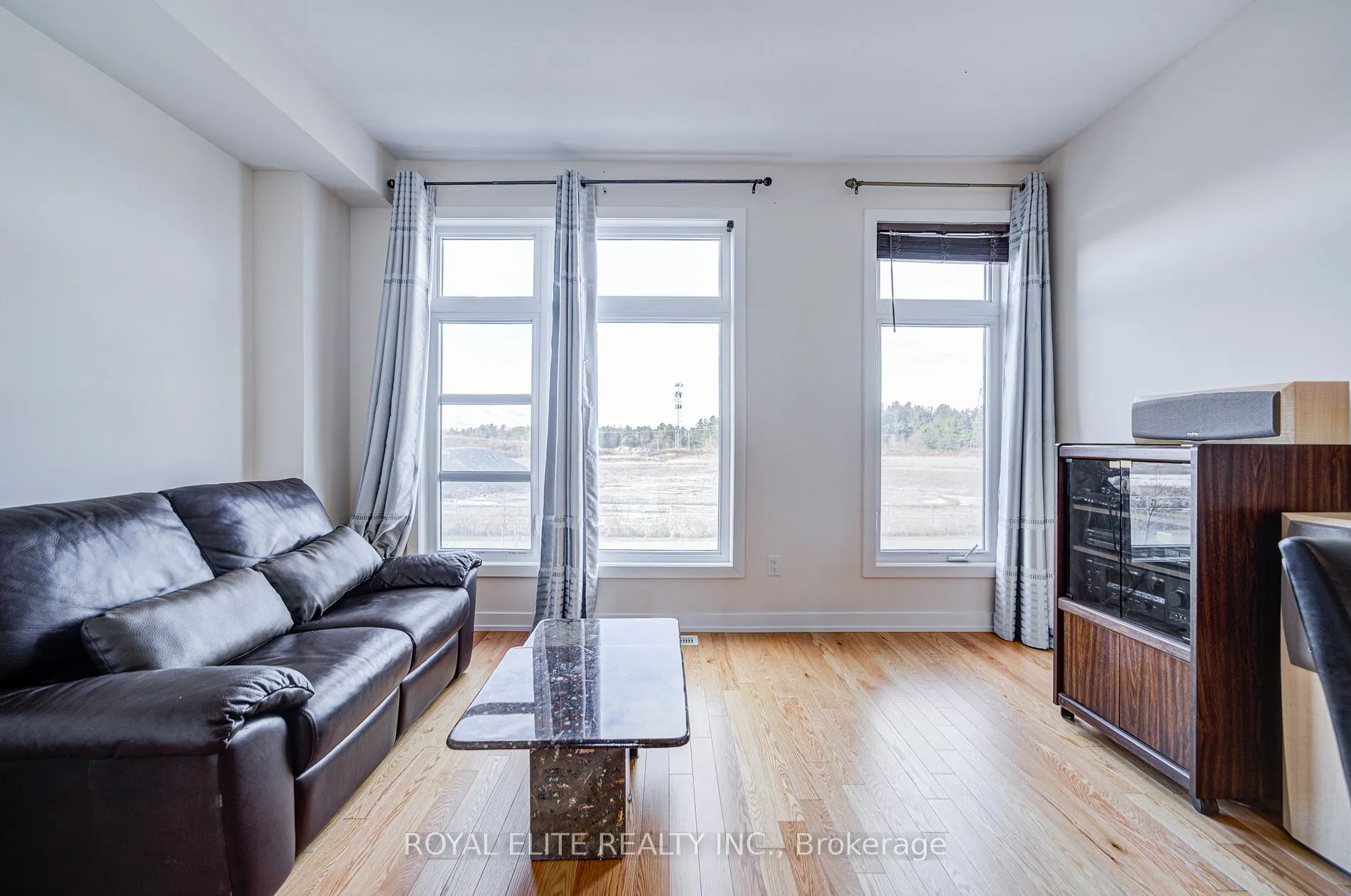 2656 Castlegate Crossing