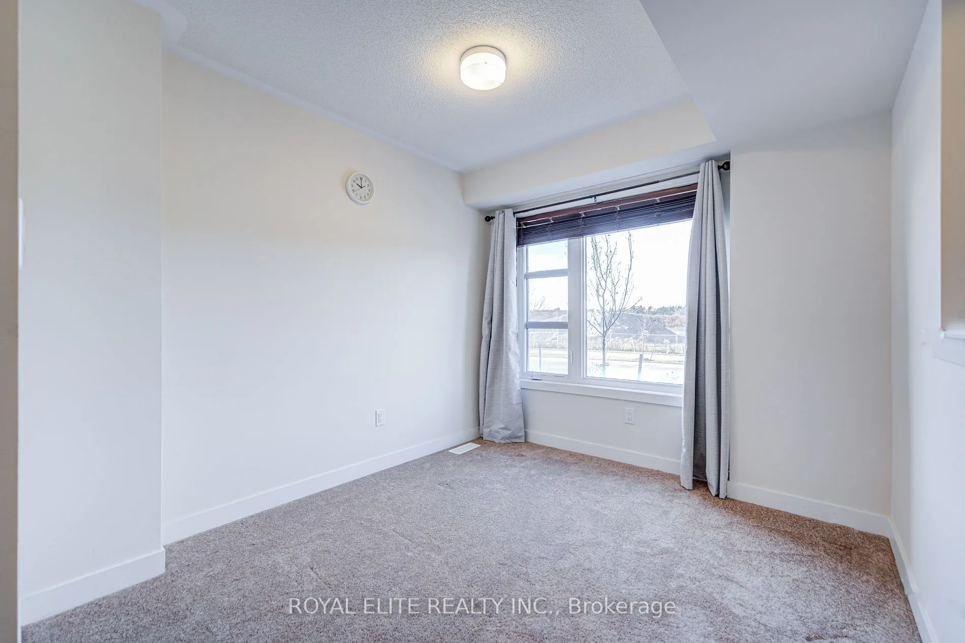 2656 Castlegate Crossing
