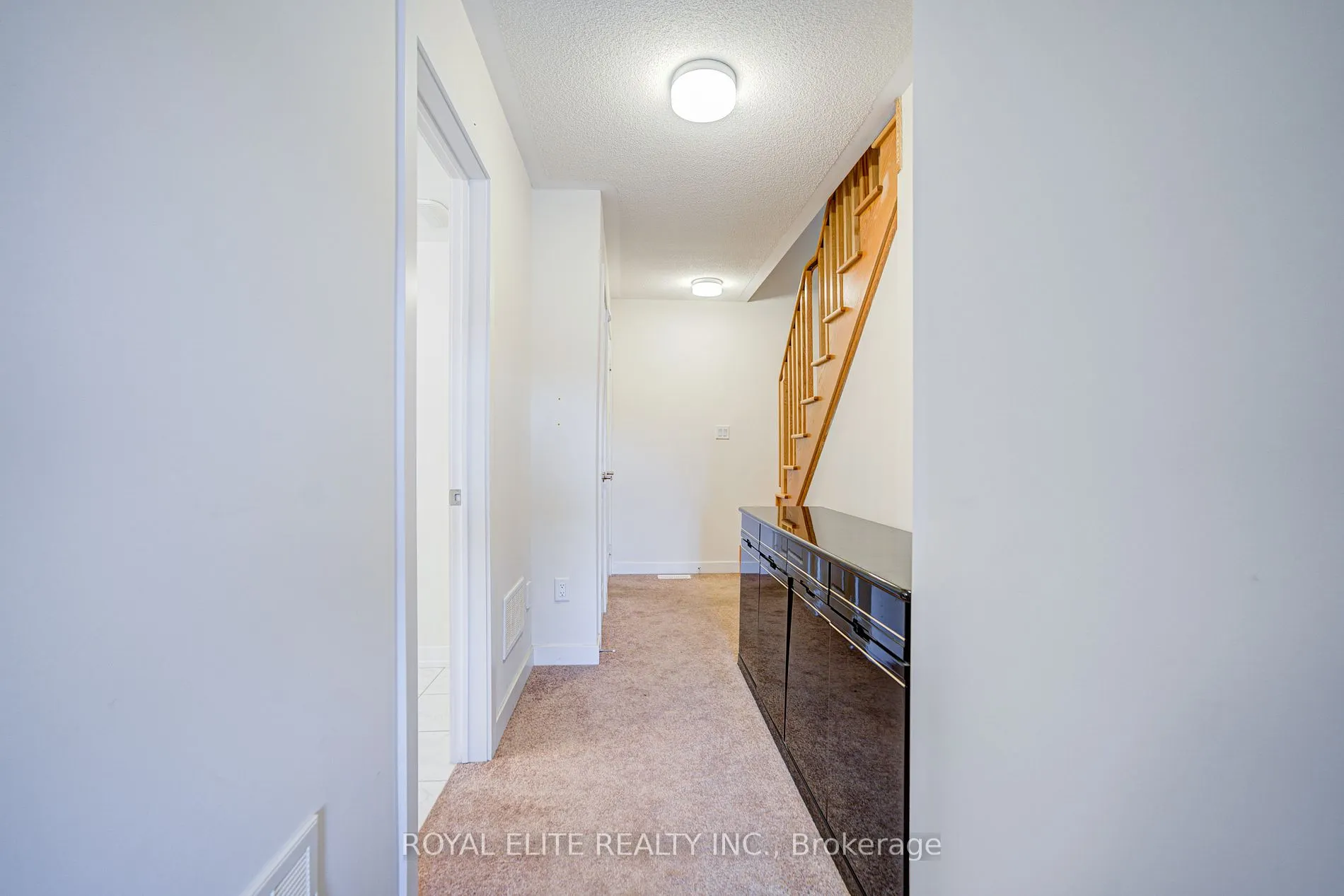 2656 Castlegate Crossing