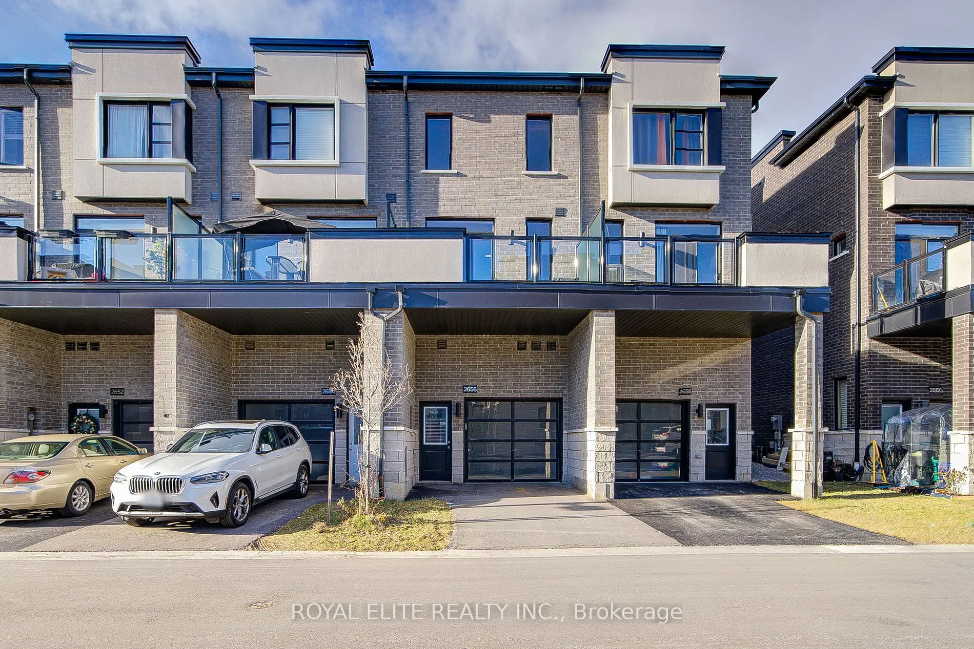 2656 Castlegate Crossing