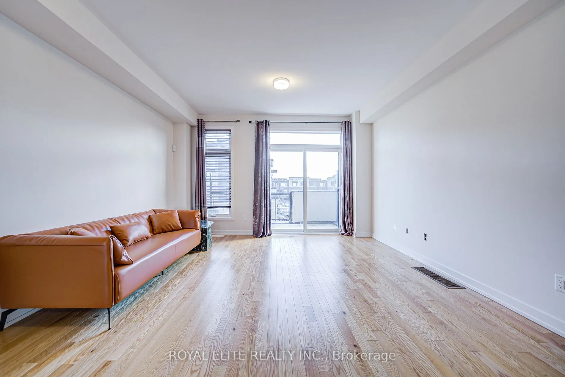 2656 Castlegate Crossing