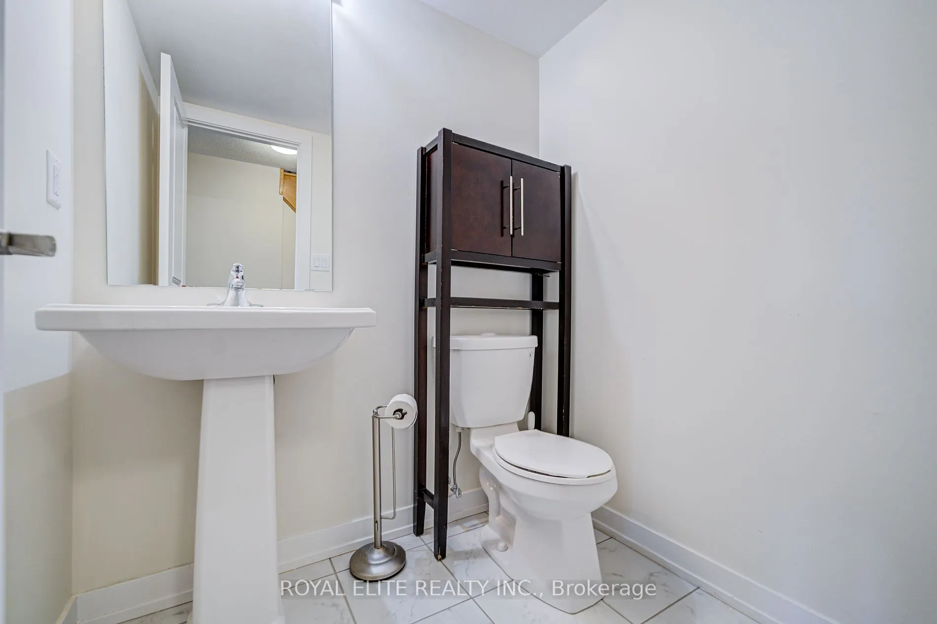 2656 Castlegate Crossing