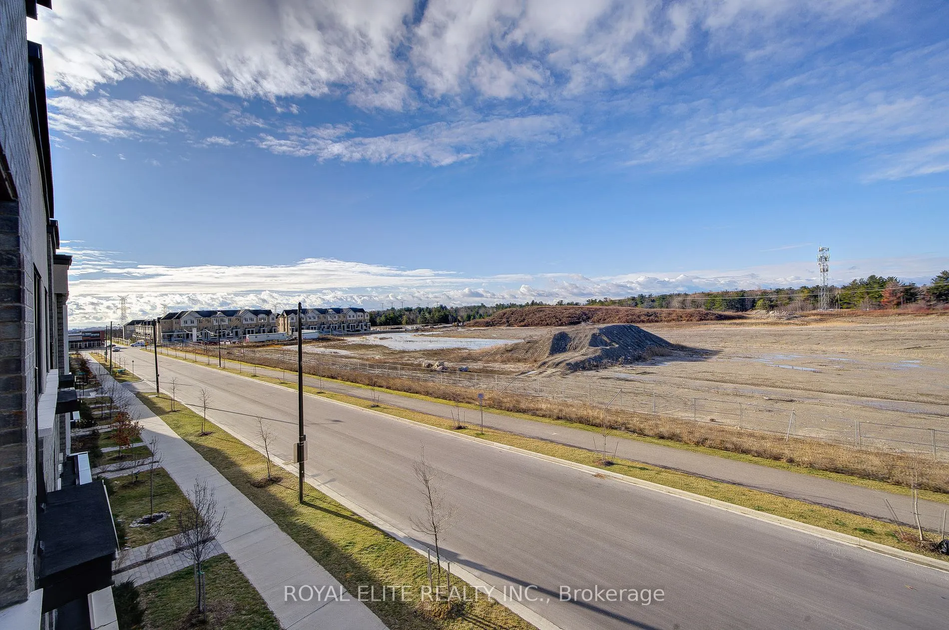 2656 Castlegate Crossing